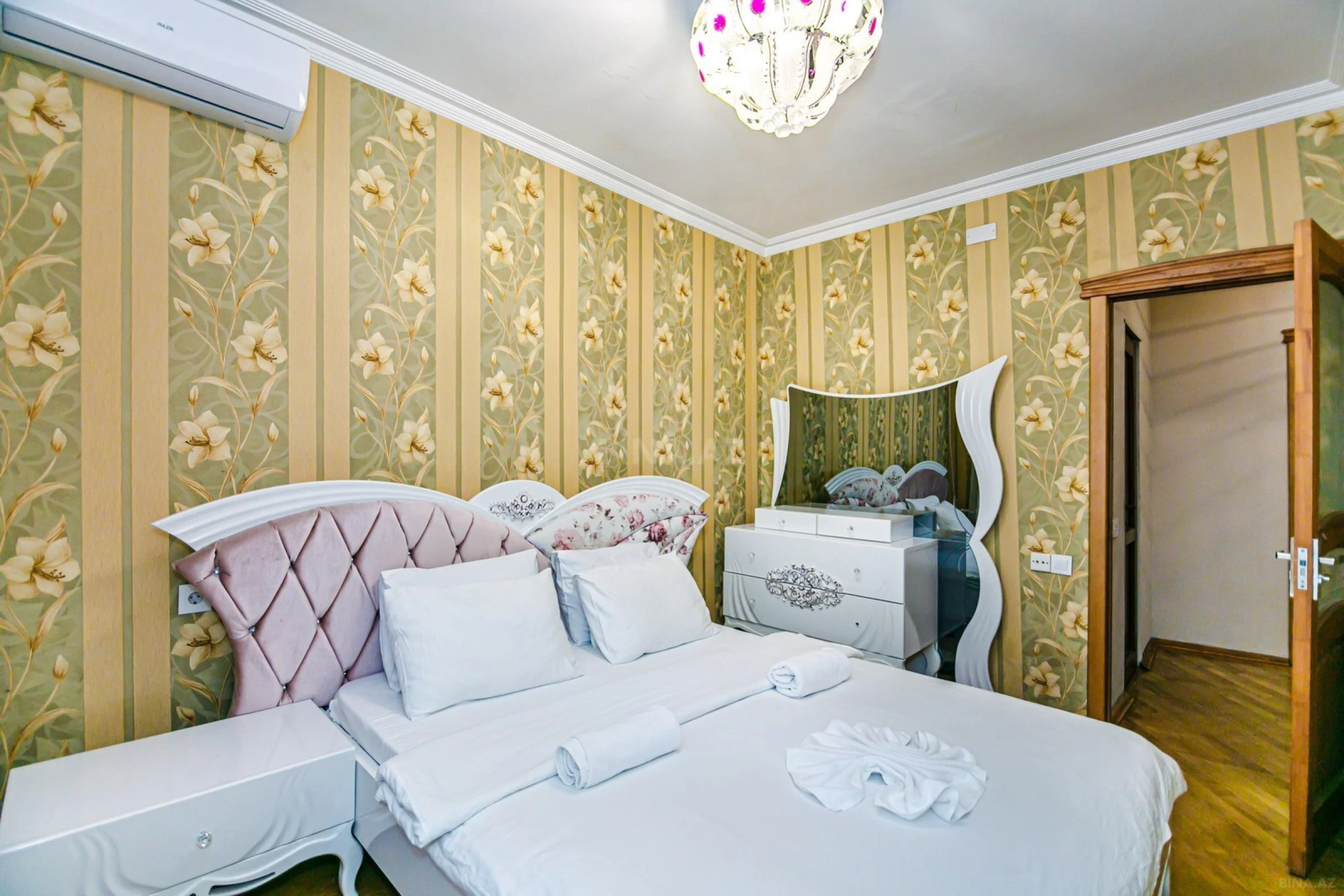 Kirayə verilir 3 otaqlı mənzil 100 m²