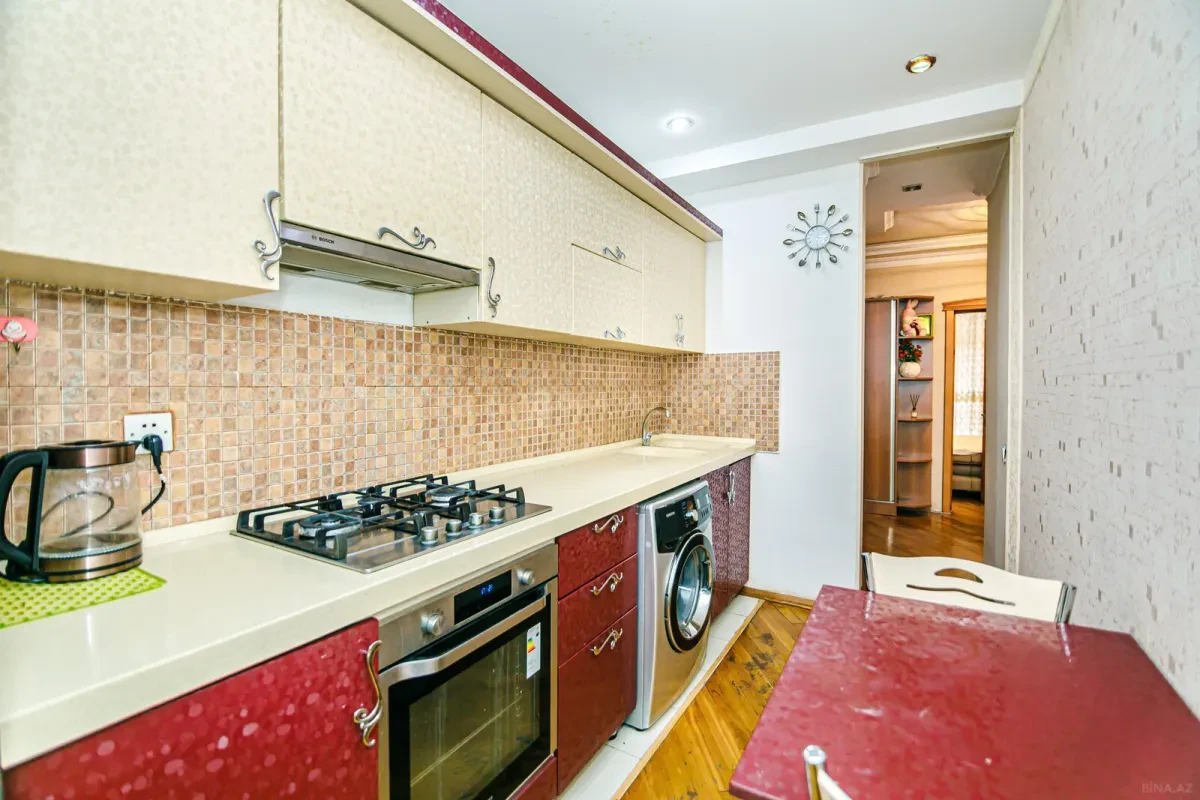 Kirayə verilir 3 otaqlı mənzil 100 m²