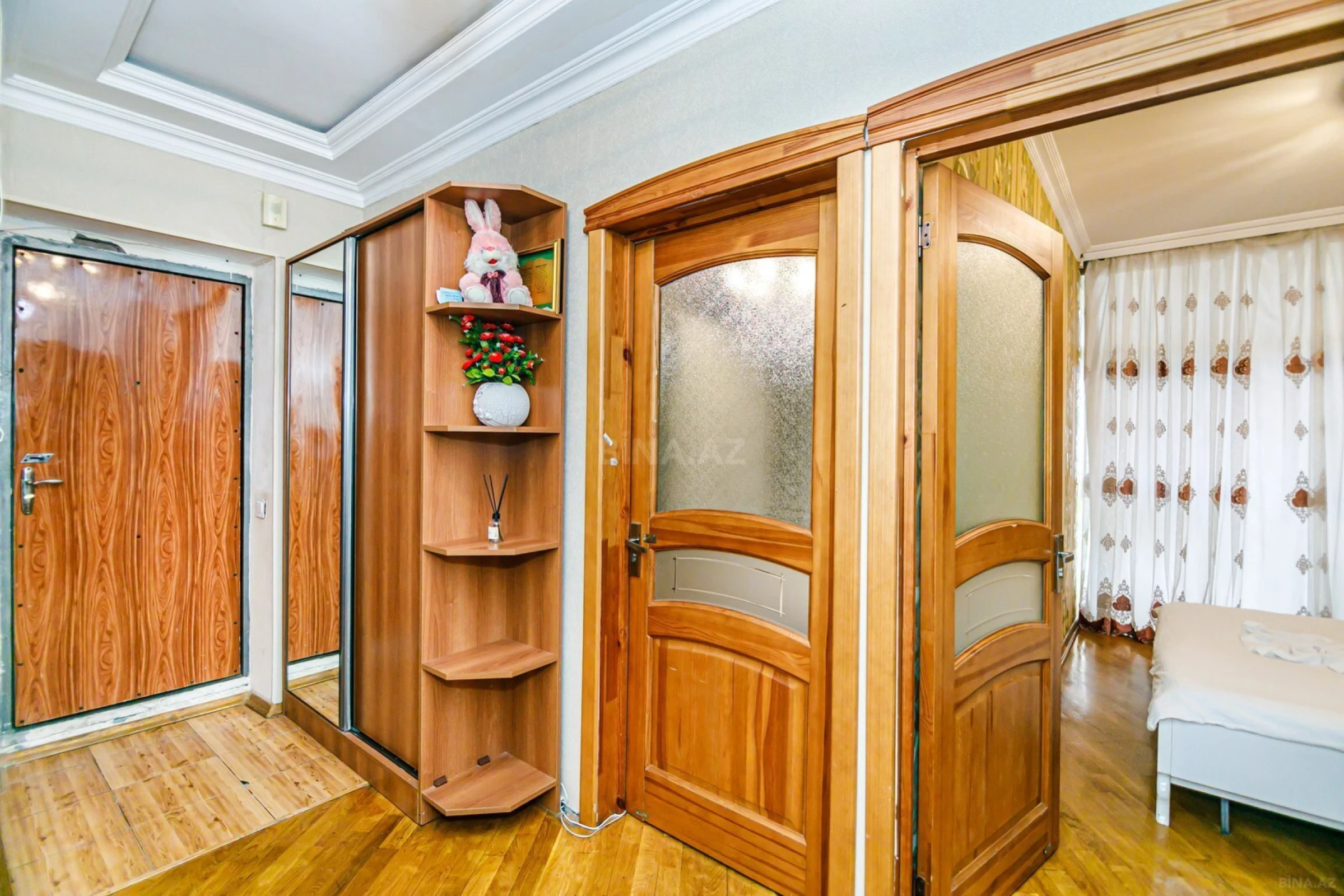 Kirayə verilir 3 otaqlı mənzil 100 m²