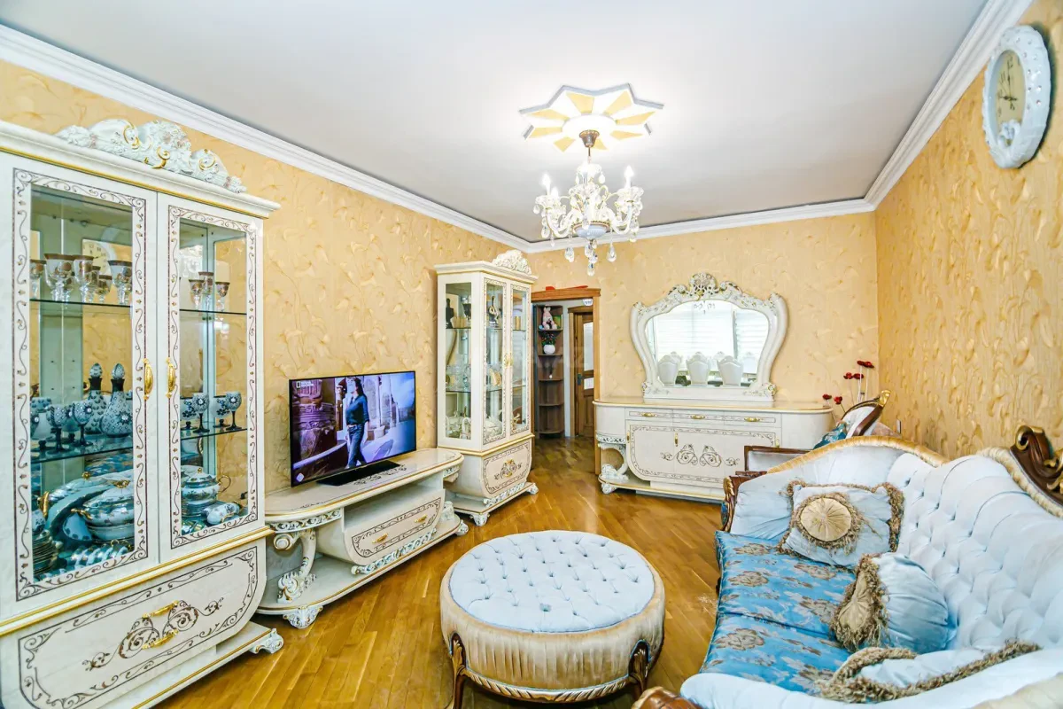 Kirayə verilir 3 otaqlı mənzil 100 m²