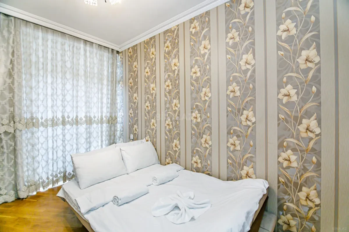 Kirayə verilir 3 otaqlı mənzil 100 m²
