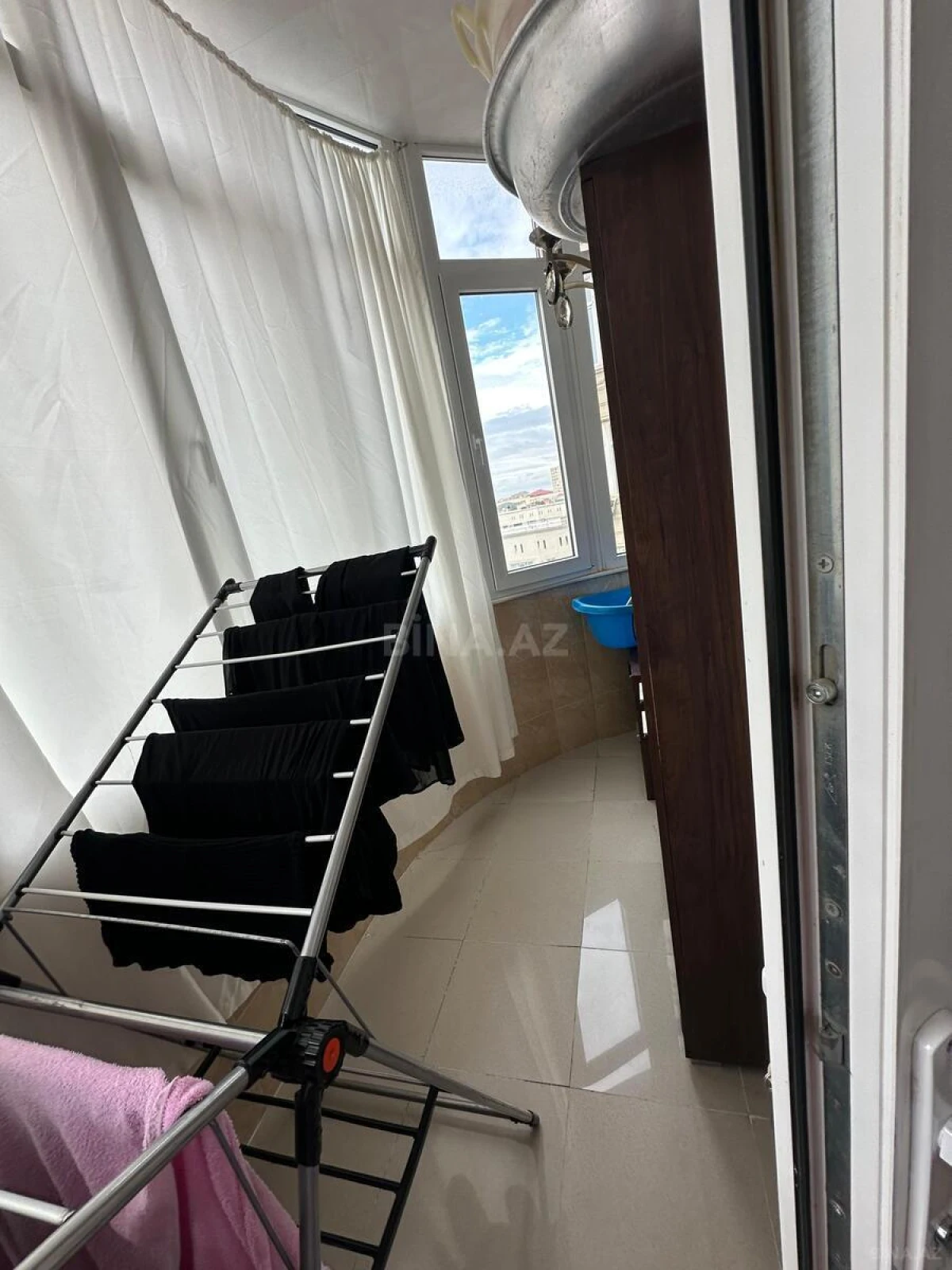 Satılır 3 otaqlı mənzil 125 m²