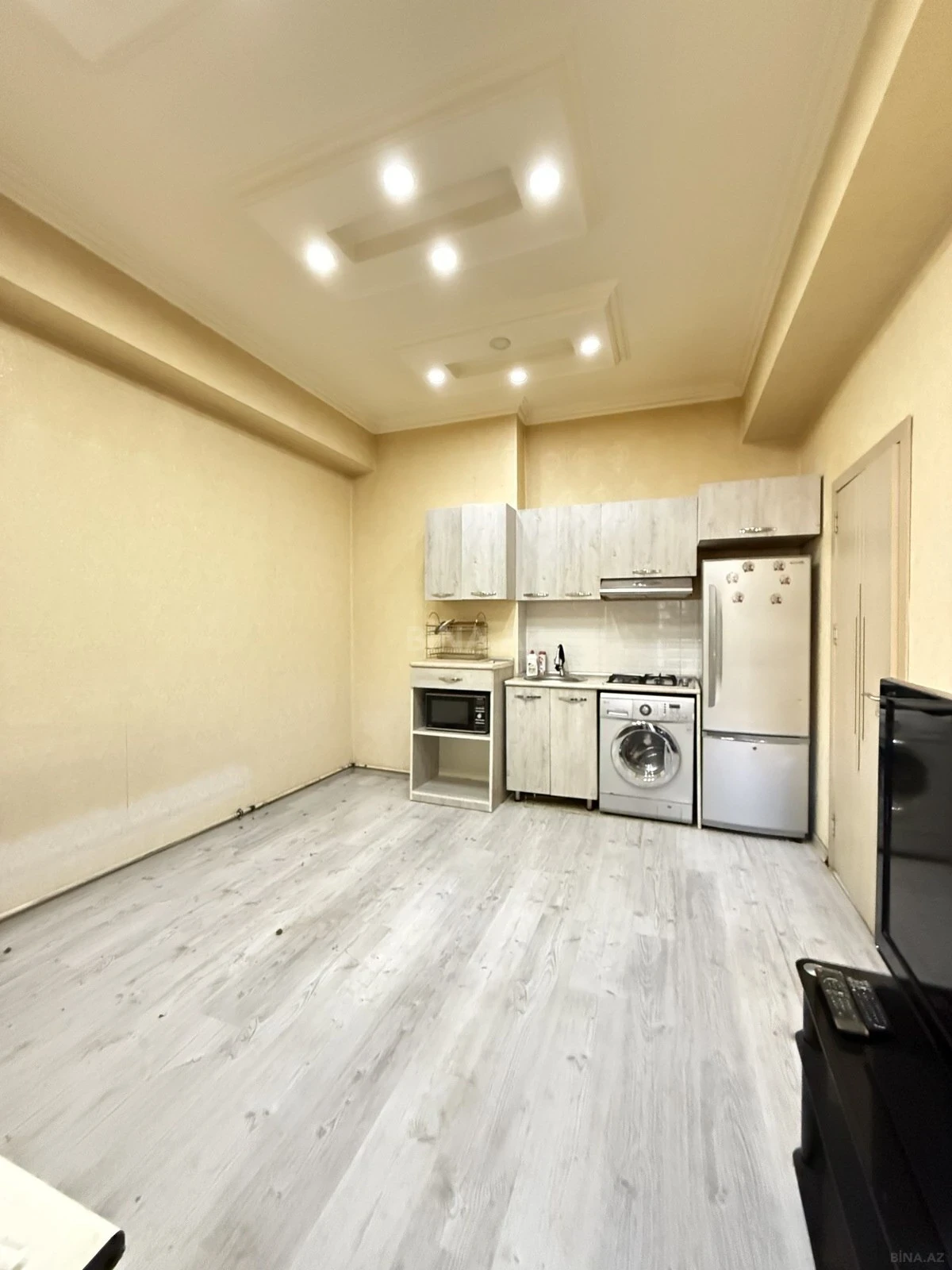 Satılır 2 otaqlı mənzil 42 m²