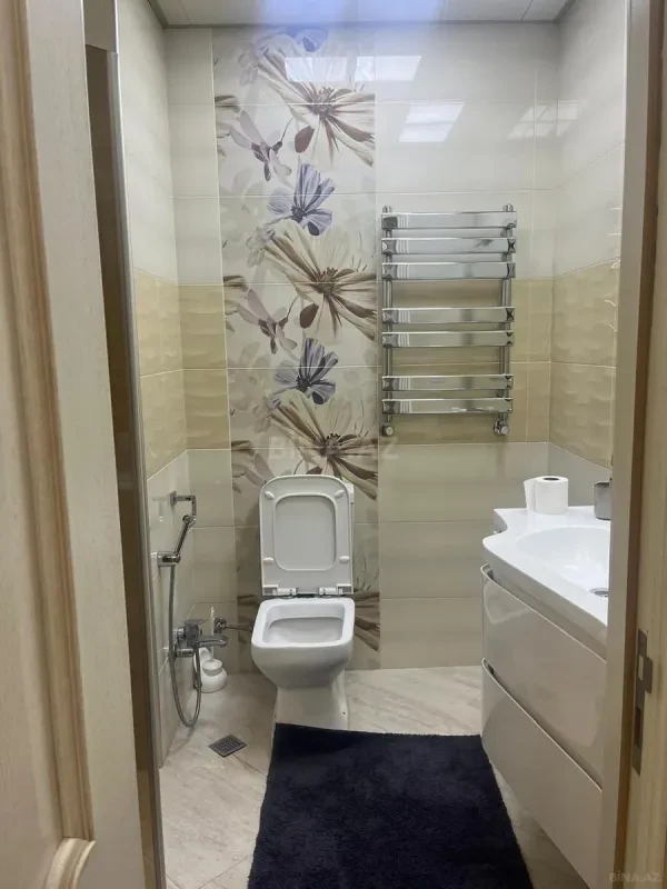 Satılır 2 otaqlı mənzil 98 m²