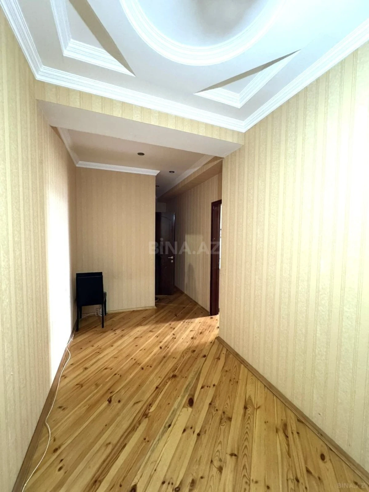 Kirayə verilir 2 otaqlı mənzil 85 m²
