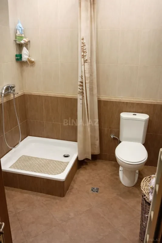 Satılır 4 otaqlı mənzil 155 m²