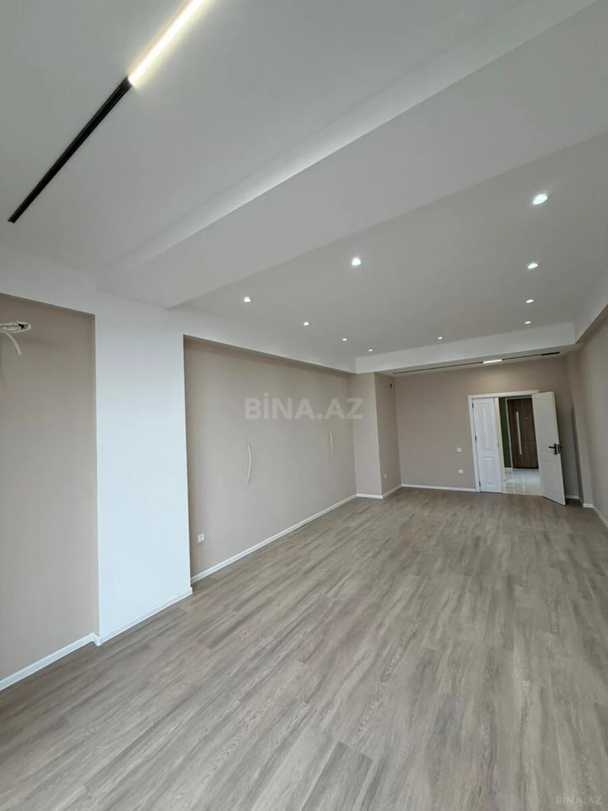 Kirayə verilir 3 otaqlı mənzil 120 m²