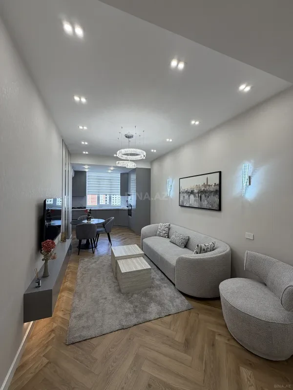 Satılır 2 otaqlı mənzil 68 m²