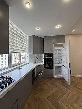 Satılır 2 otaqlı mənzil 68 m²