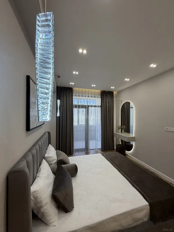 Satılır 2 otaqlı mənzil 68 m²