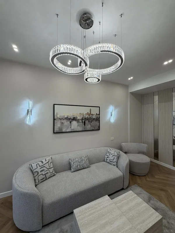 Satılır 2 otaqlı mənzil 68 m²