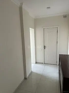 Kirayə verilir 2 otaqlı mənzil 100 m²