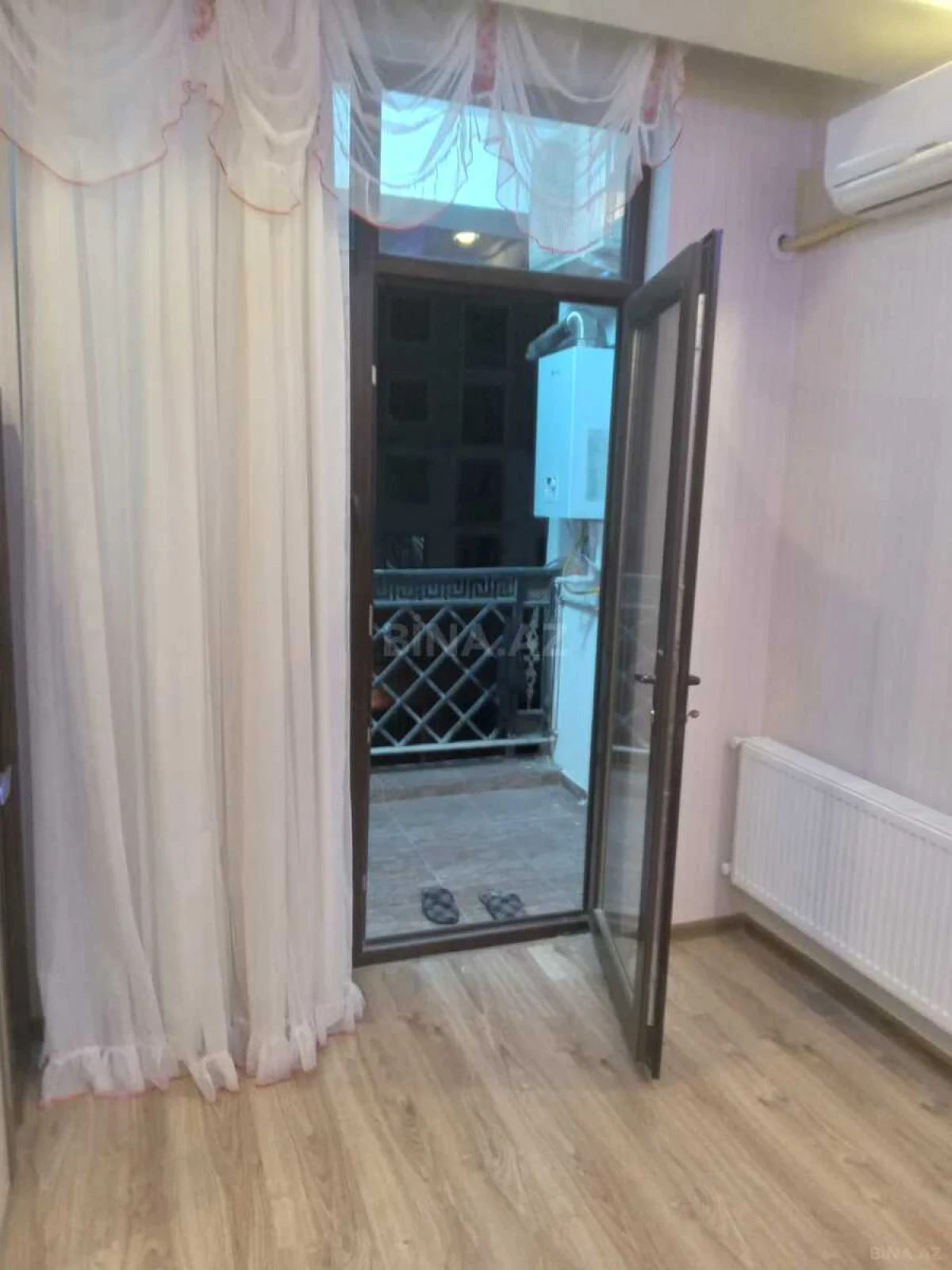 Kirayə verilir 2 otaqlı mənzil 65 m²