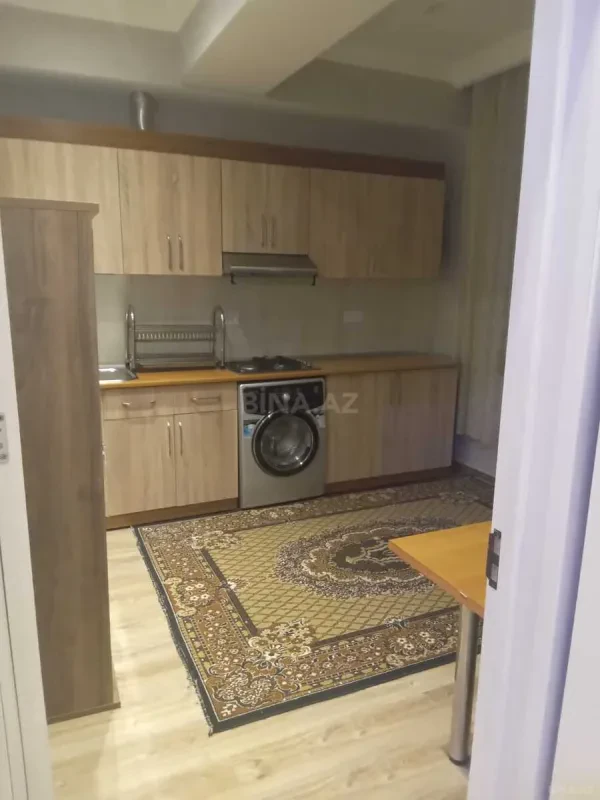 Kirayə verilir 2 otaqlı mənzil 65 m²