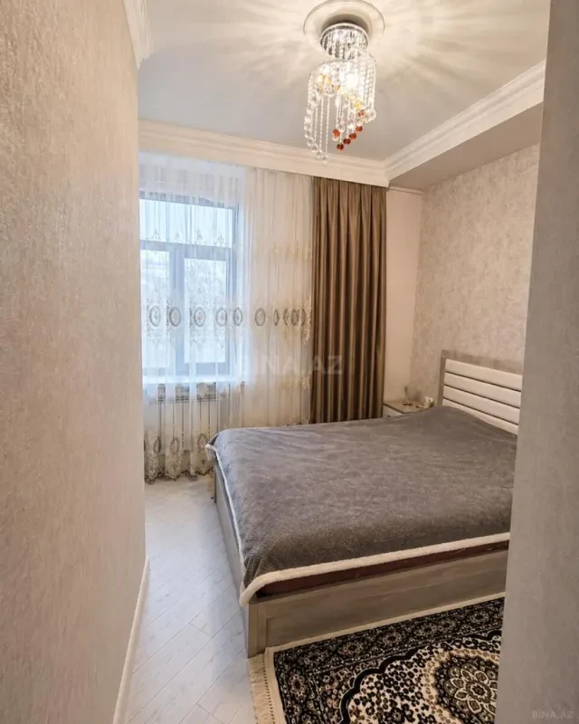 Kirayə verilir 2 otaqlı mənzil 60 m²
