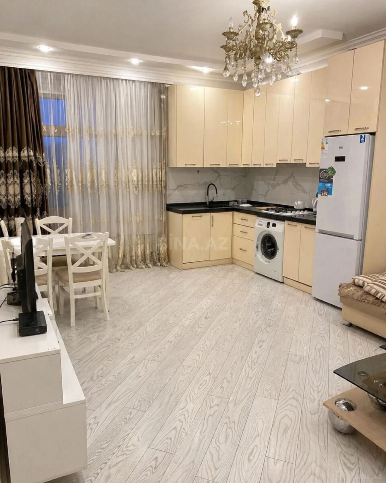 Kirayə verilir 2 otaqlı mənzil 60 m²
