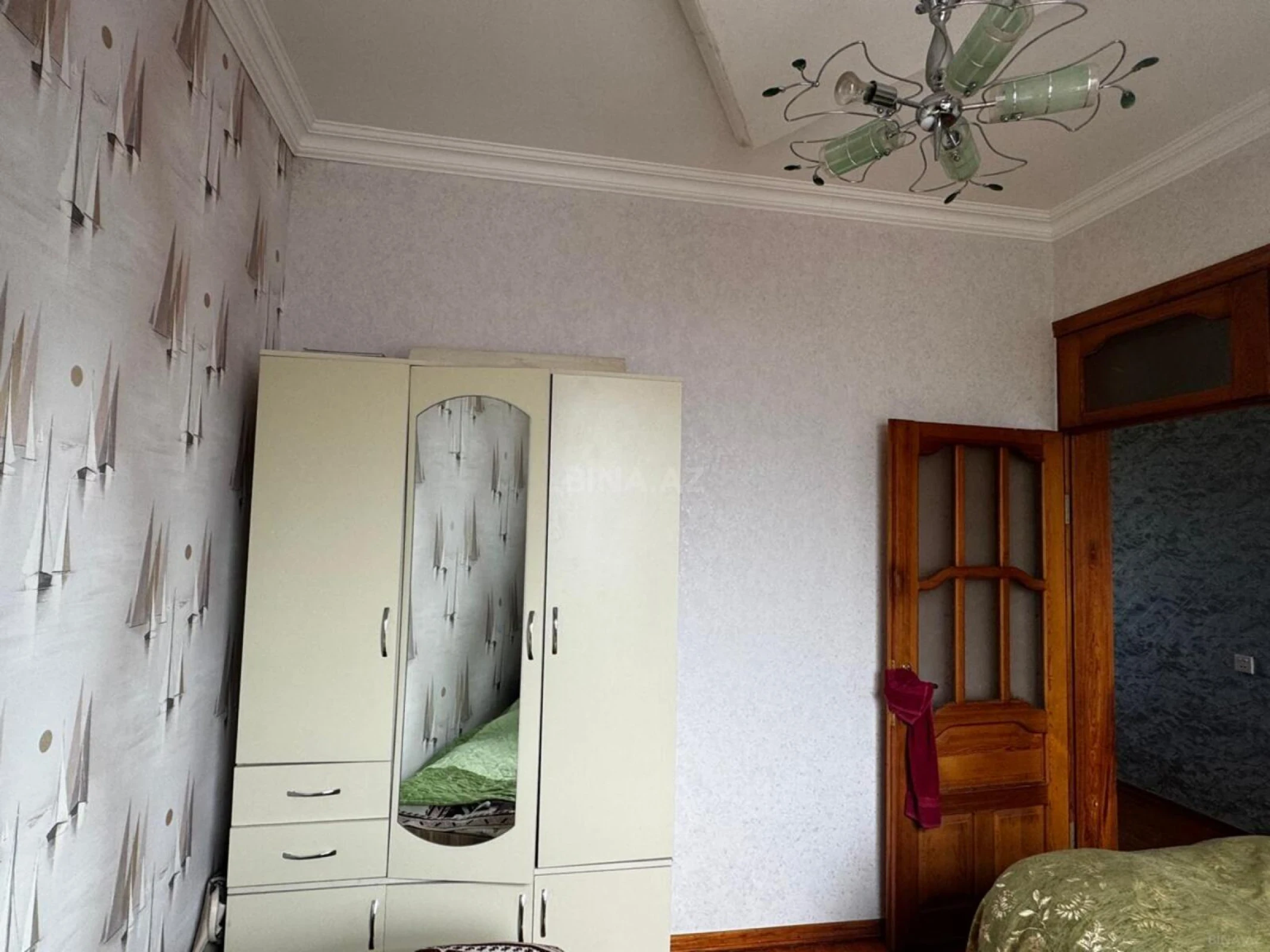 Satılır 5 otaqlı həyət evi 130 m²