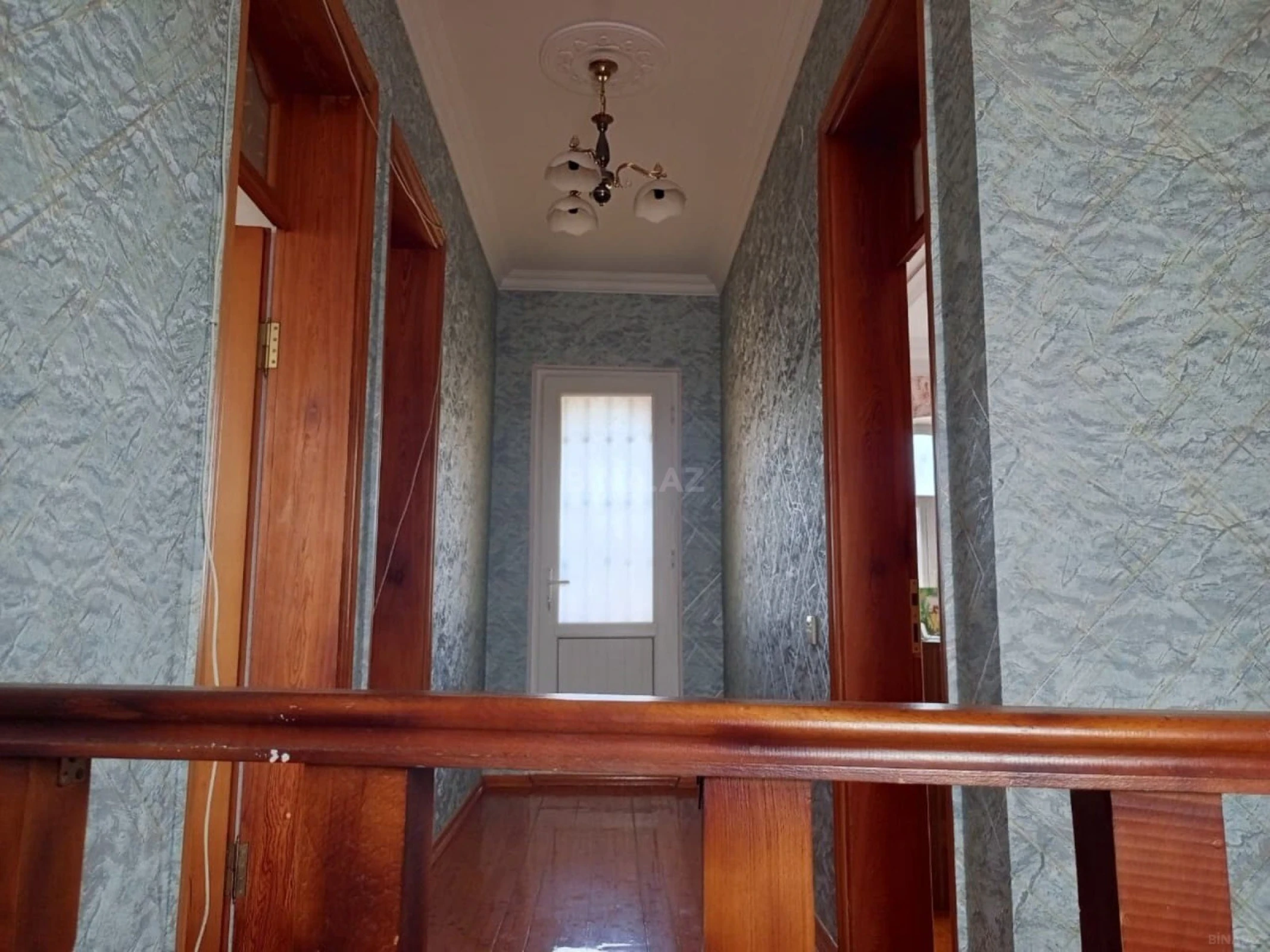 Satılır 5 otaqlı həyət evi 130 m²