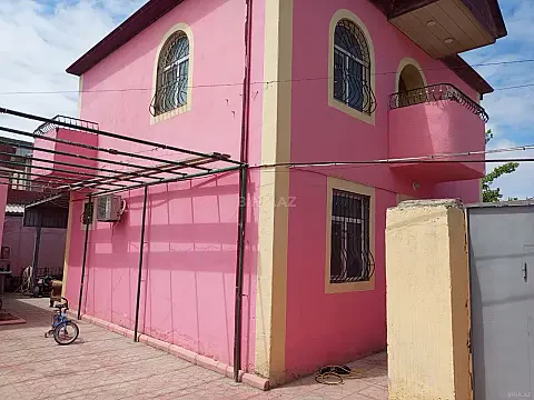 Satılır 5 otaqlı həyət evi 130 m²