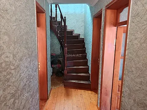 Satılır 5 otaqlı həyət evi 130 m²