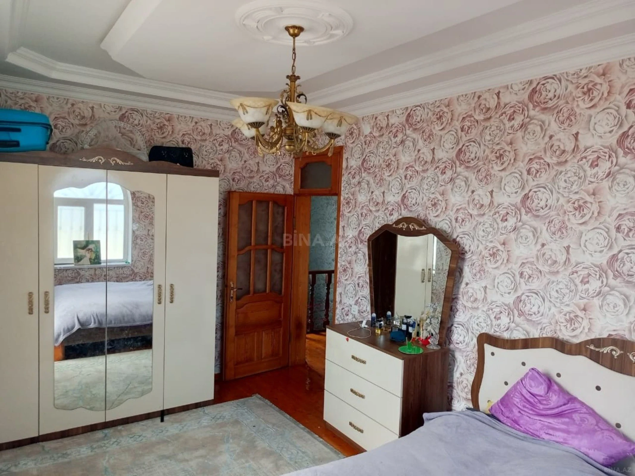 Satılır 5 otaqlı həyət evi 130 m²