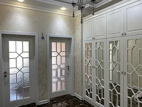 Satılır 1 otaqlı mənzil 56 m²