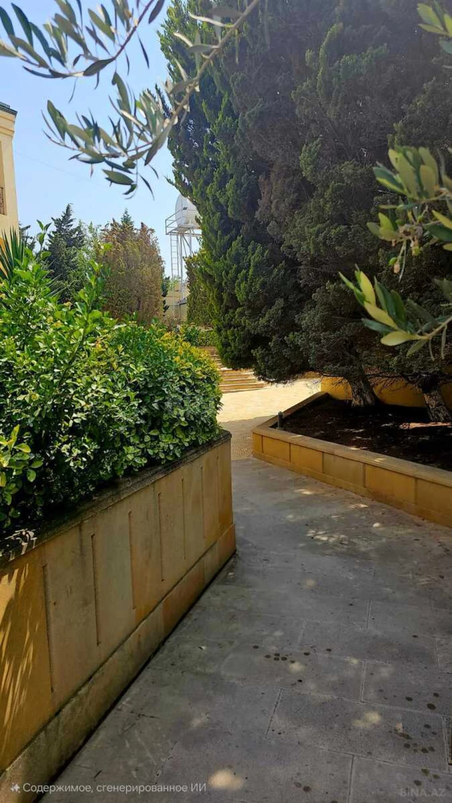 Kirayə verilir 6 otaqlı həyət evi 400 m²
