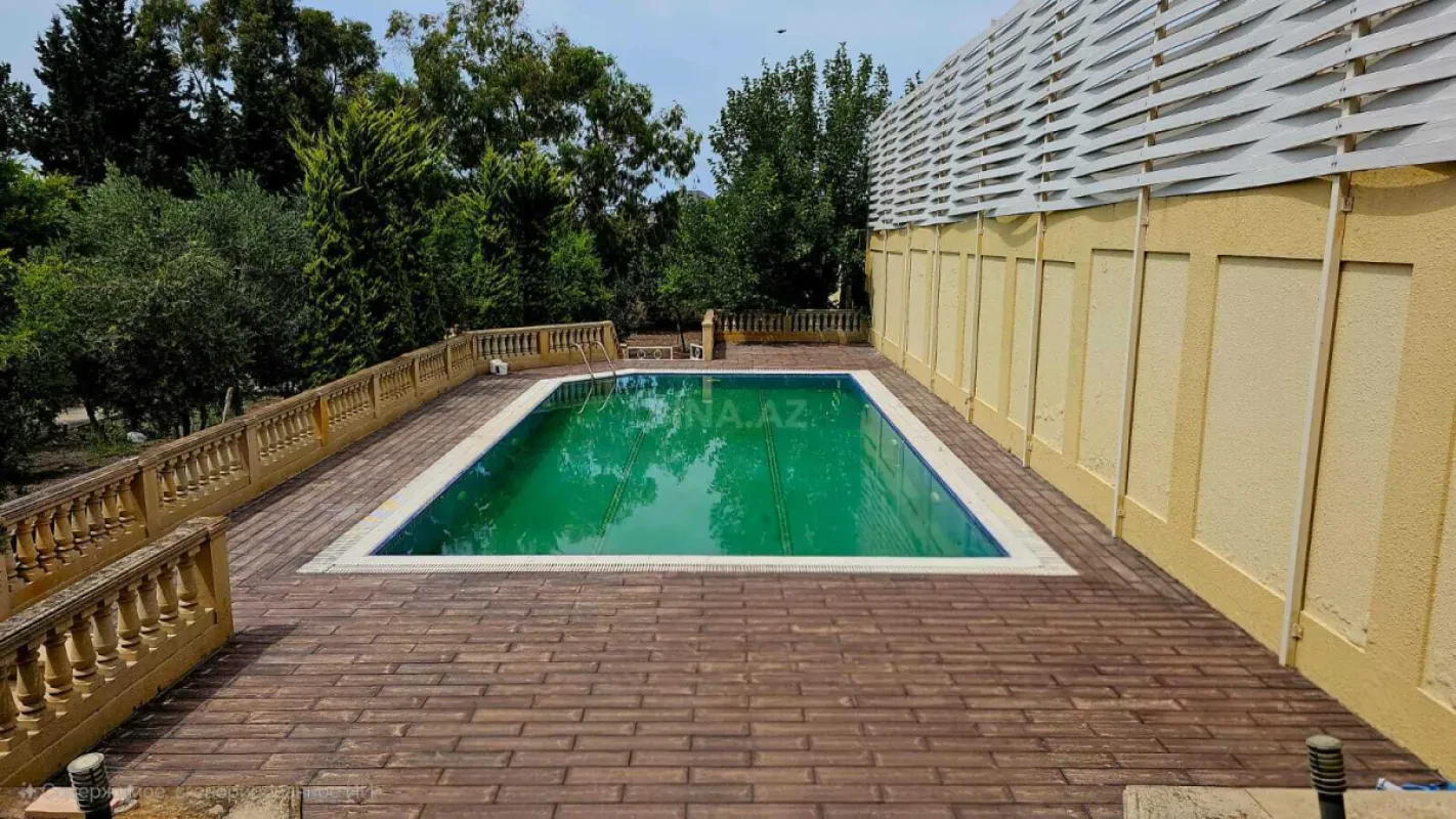 Kirayə verilir 6 otaqlı həyət evi 400 m²