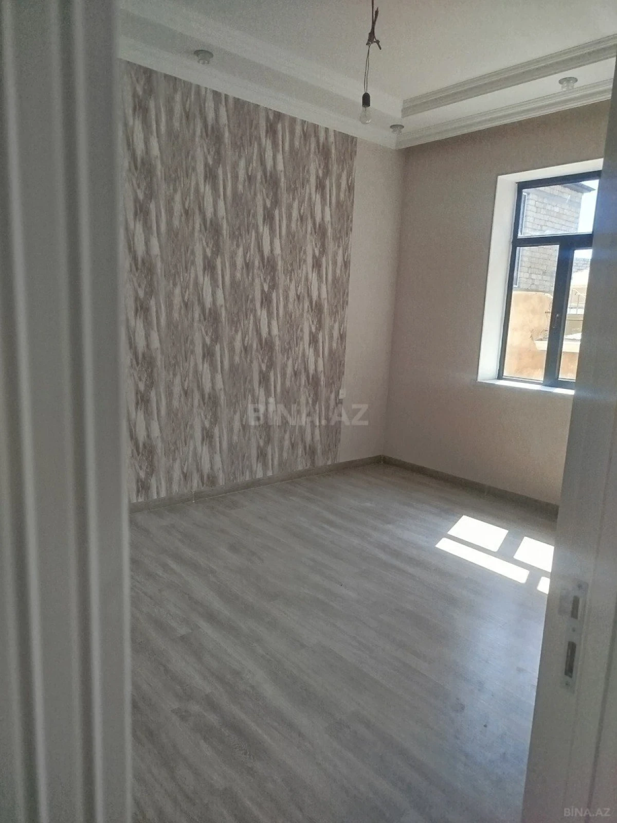 Satılır 7 otaqlı həyət evi 237 m²