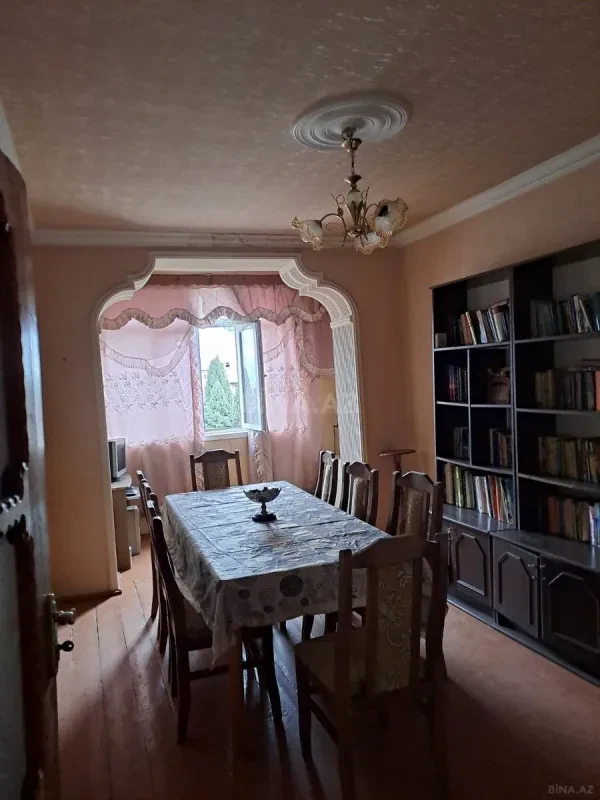 Satılır 4 otaqlı mənzil 85 m²