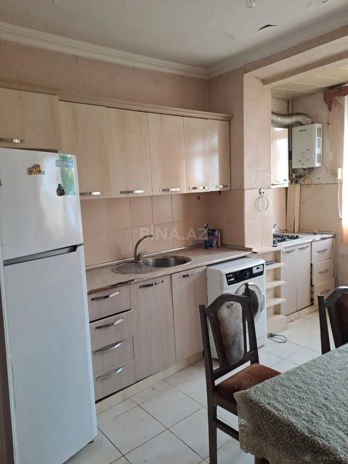 Satılır 4 otaqlı mənzil 85 m²