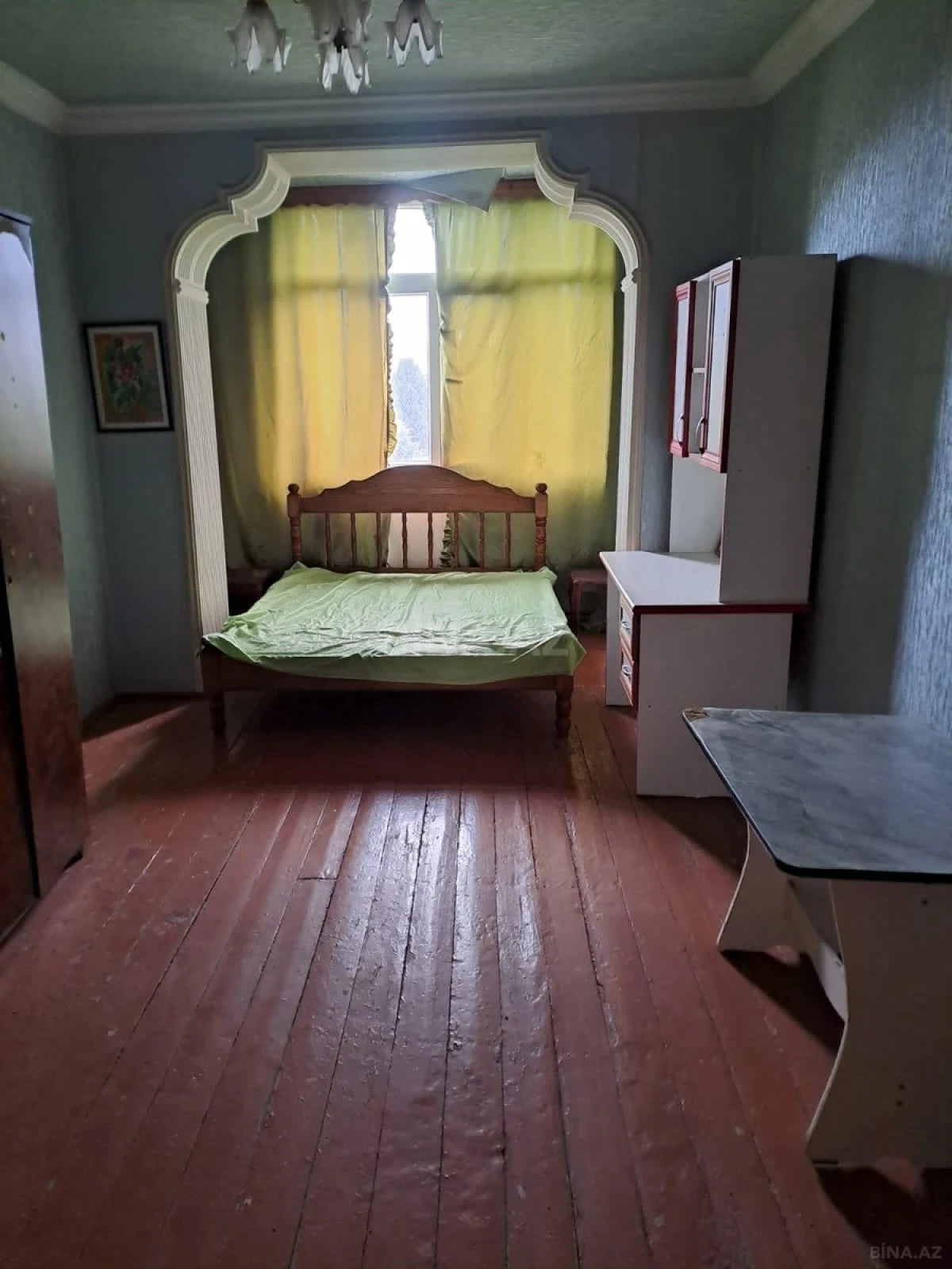 Satılır 4 otaqlı mənzil 85 m²