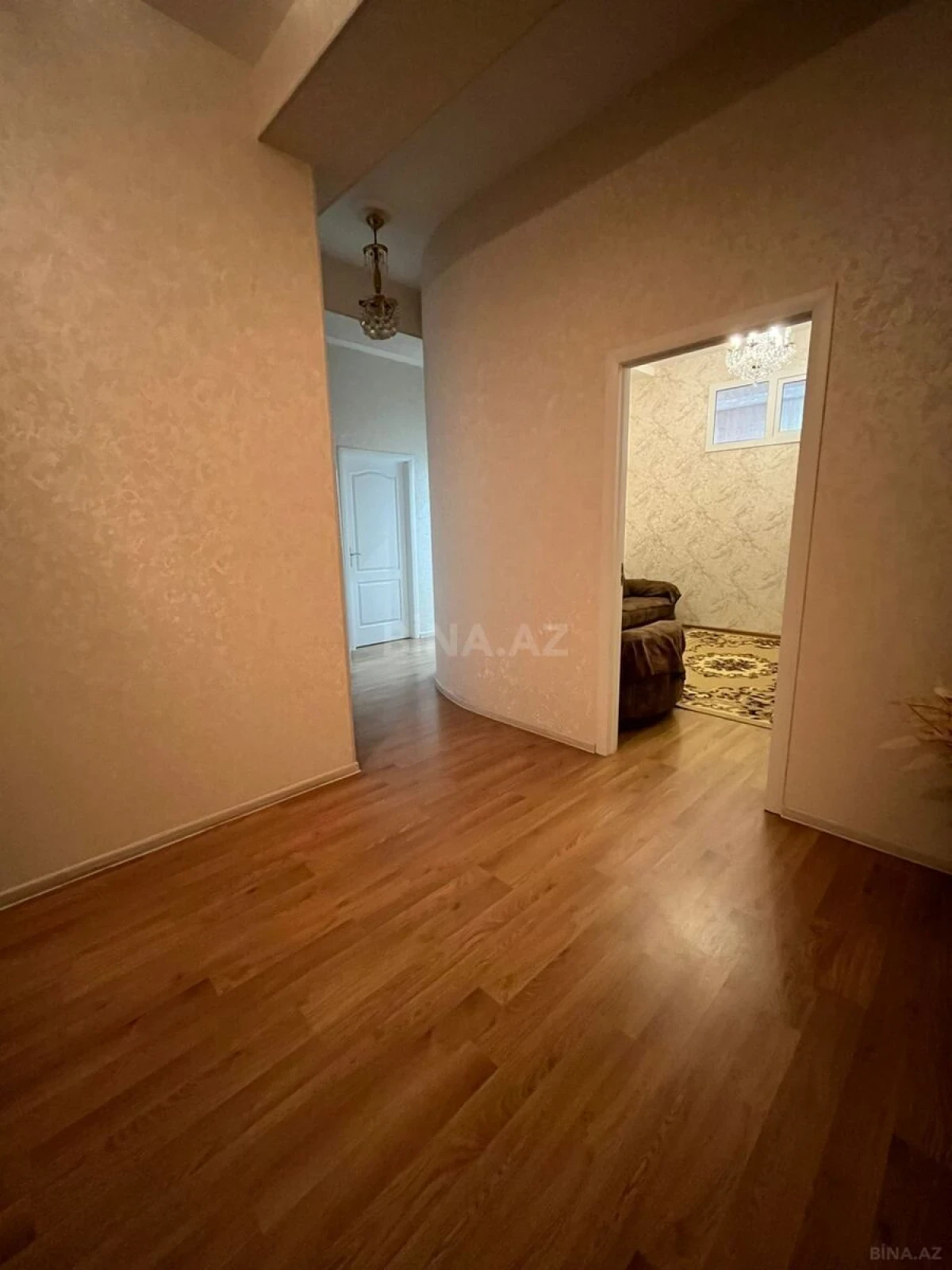 Satılır 3 otaqlı mənzil 90 m²