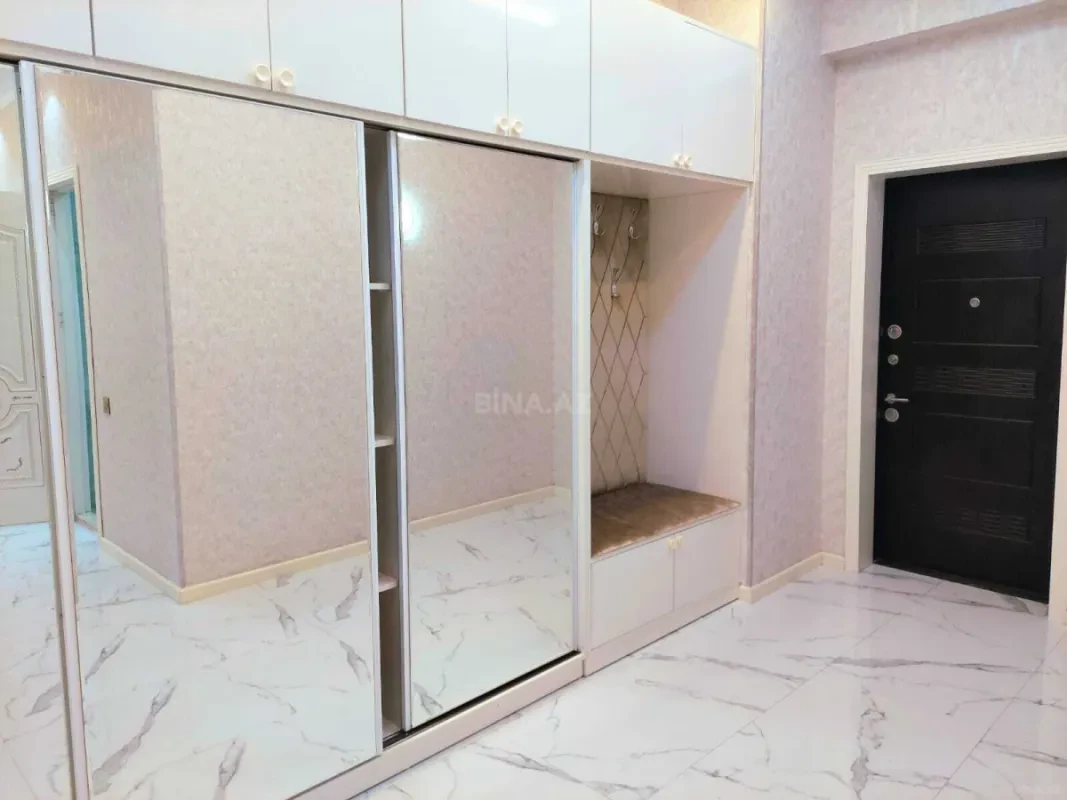 Kirayə verilir 3 otaqlı mənzil 120 m²