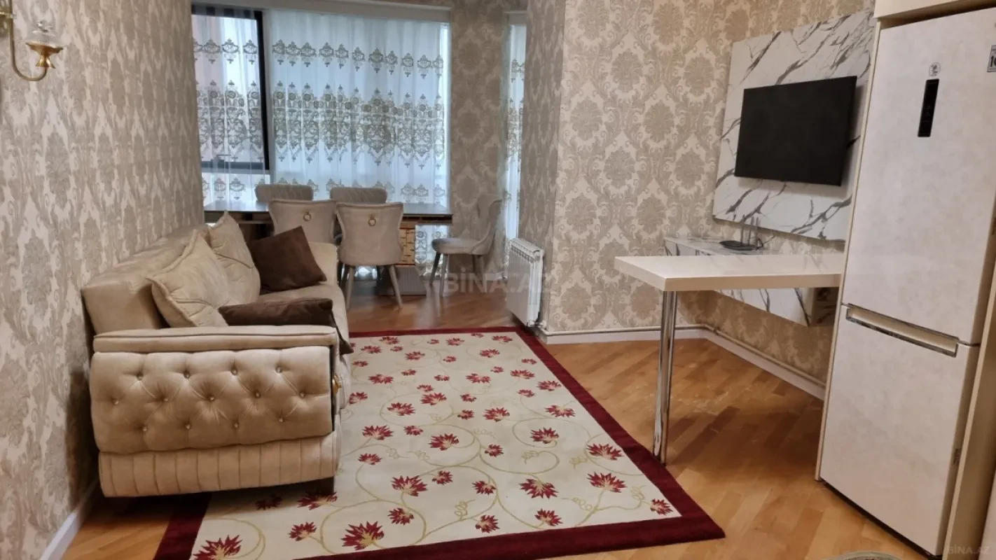 Kirayə verilir 2 otaqlı mənzil 60 m²