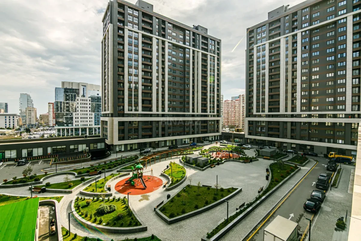 Kirayə verilir 2 otaqlı mənzil 95 m²