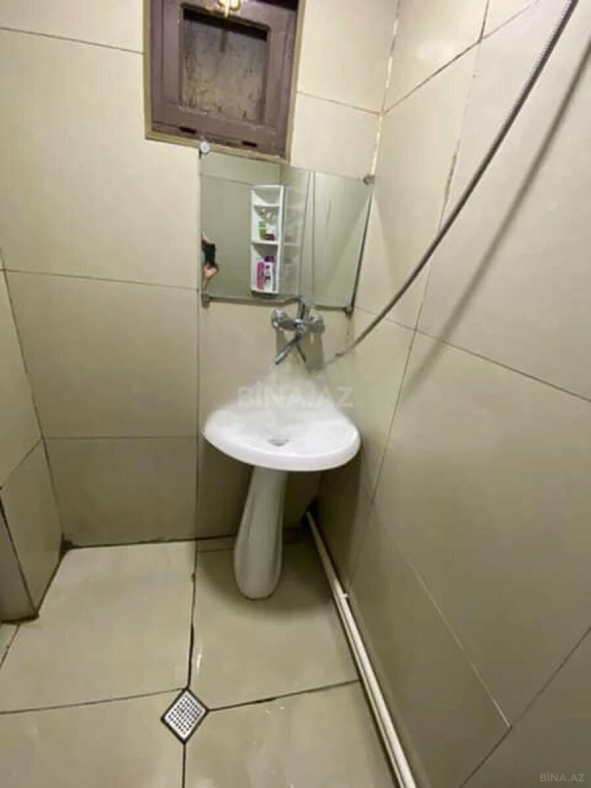 Kirayə verilir 2 otaqlı mənzil 55 m²