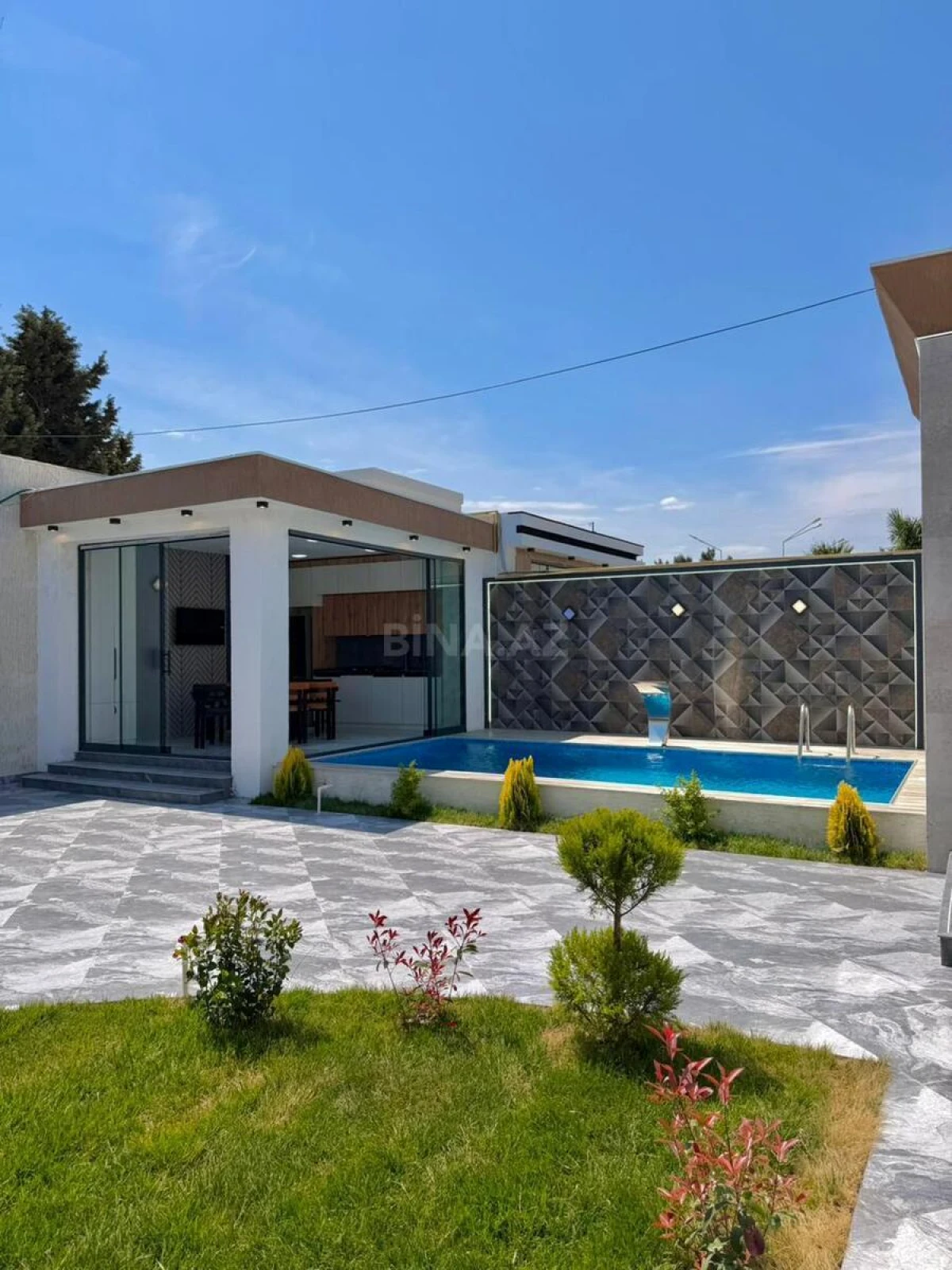 Satılır 4 otaqlı həyət evi 150 m²