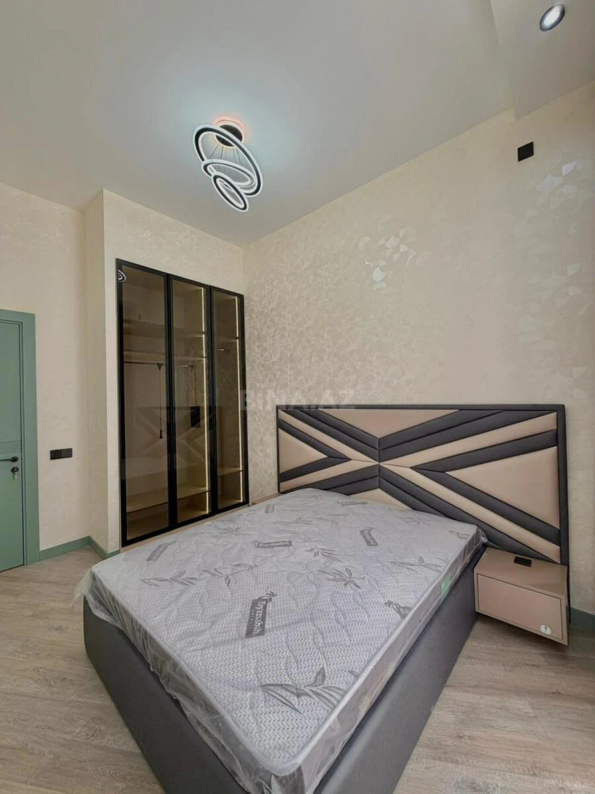 Satılır 4 otaqlı həyət evi 150 m²
