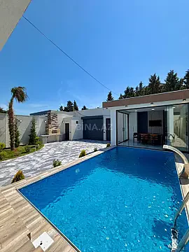Satılır 4 otaqlı həyət evi 150 m²