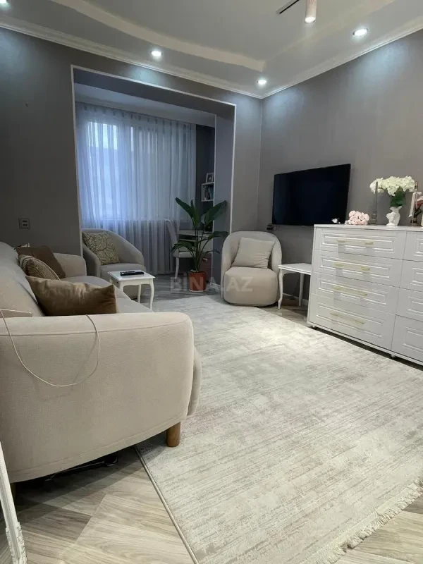 Kirayə verilir 2 otaqlı mənzil 54 m²