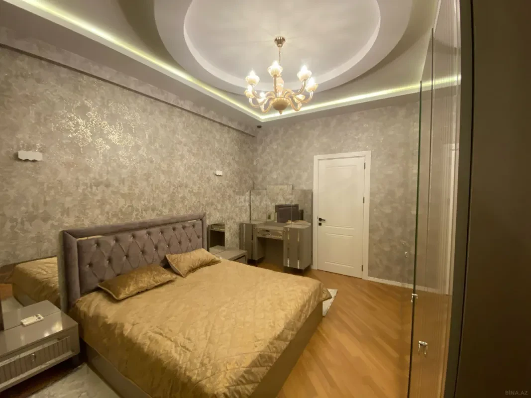 Kirayə verilir 3 otaqlı mənzil 150 m²