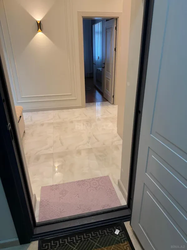 Kirayə verilir 2 otaqlı mənzil 85 m²