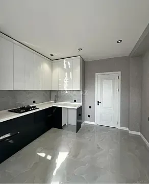 Kirayə verilir 2 otaqlı mənzil 86 m²