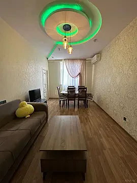 Kirayə verilir 3 otaqlı mənzil 88 m²