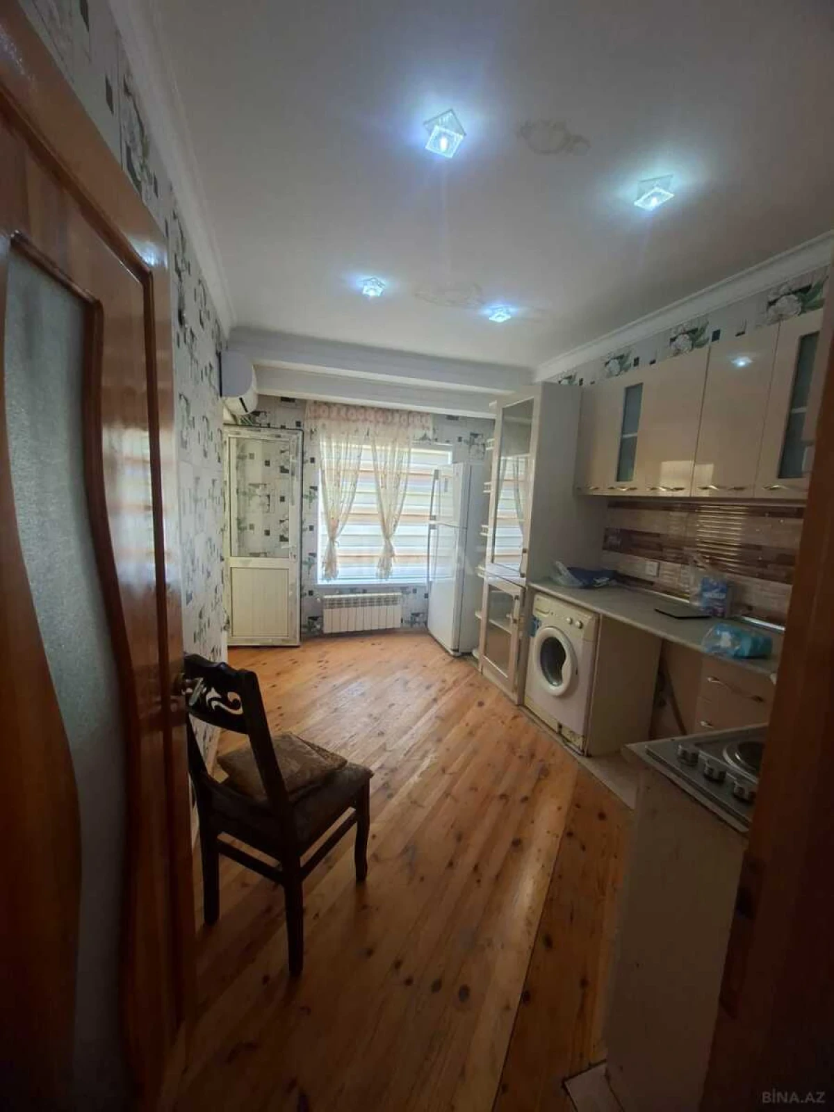 Satılır 2 otaqlı mənzil 70 m²
