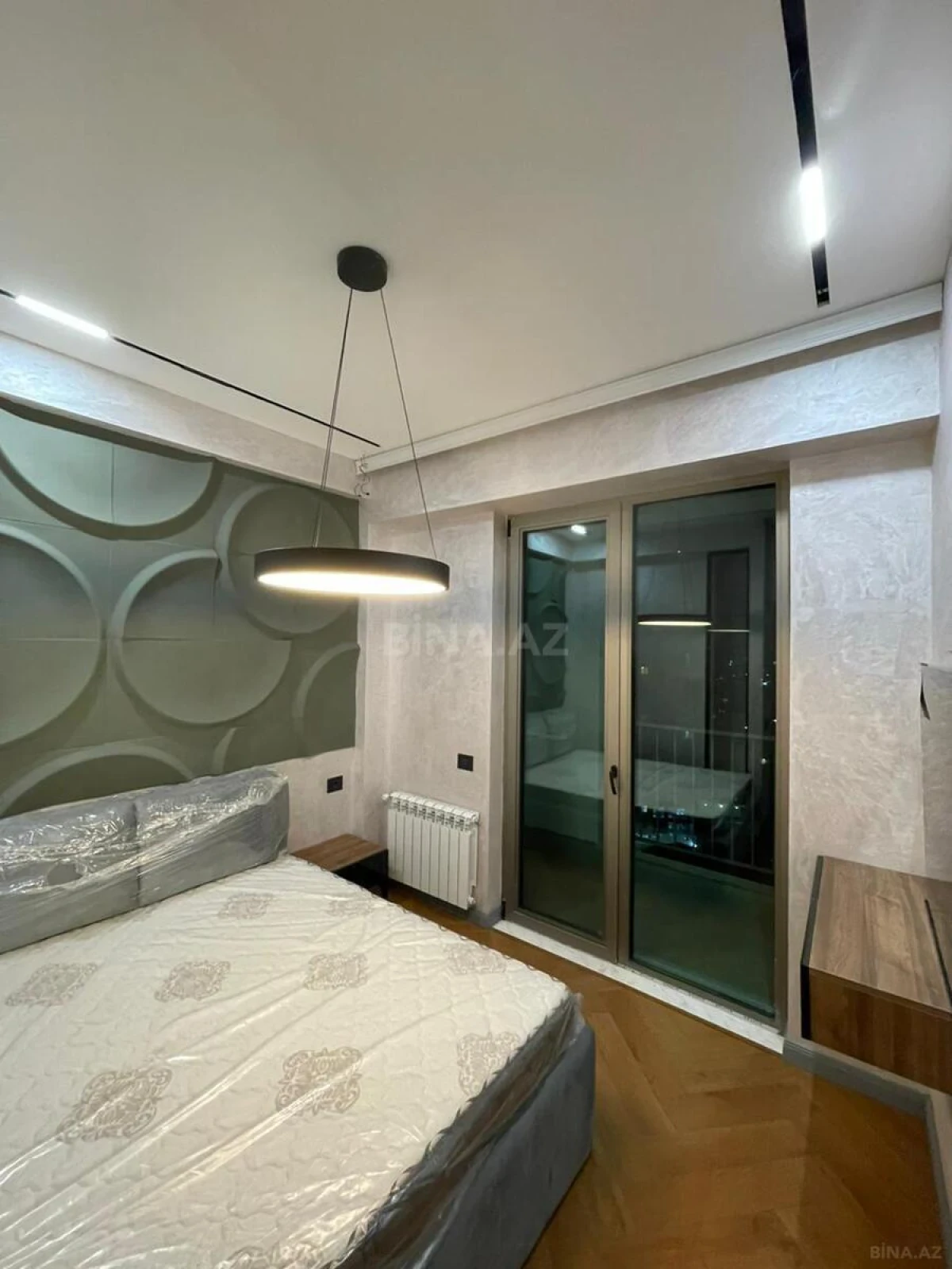 Satılır 2 otaqlı mənzil 42 m²