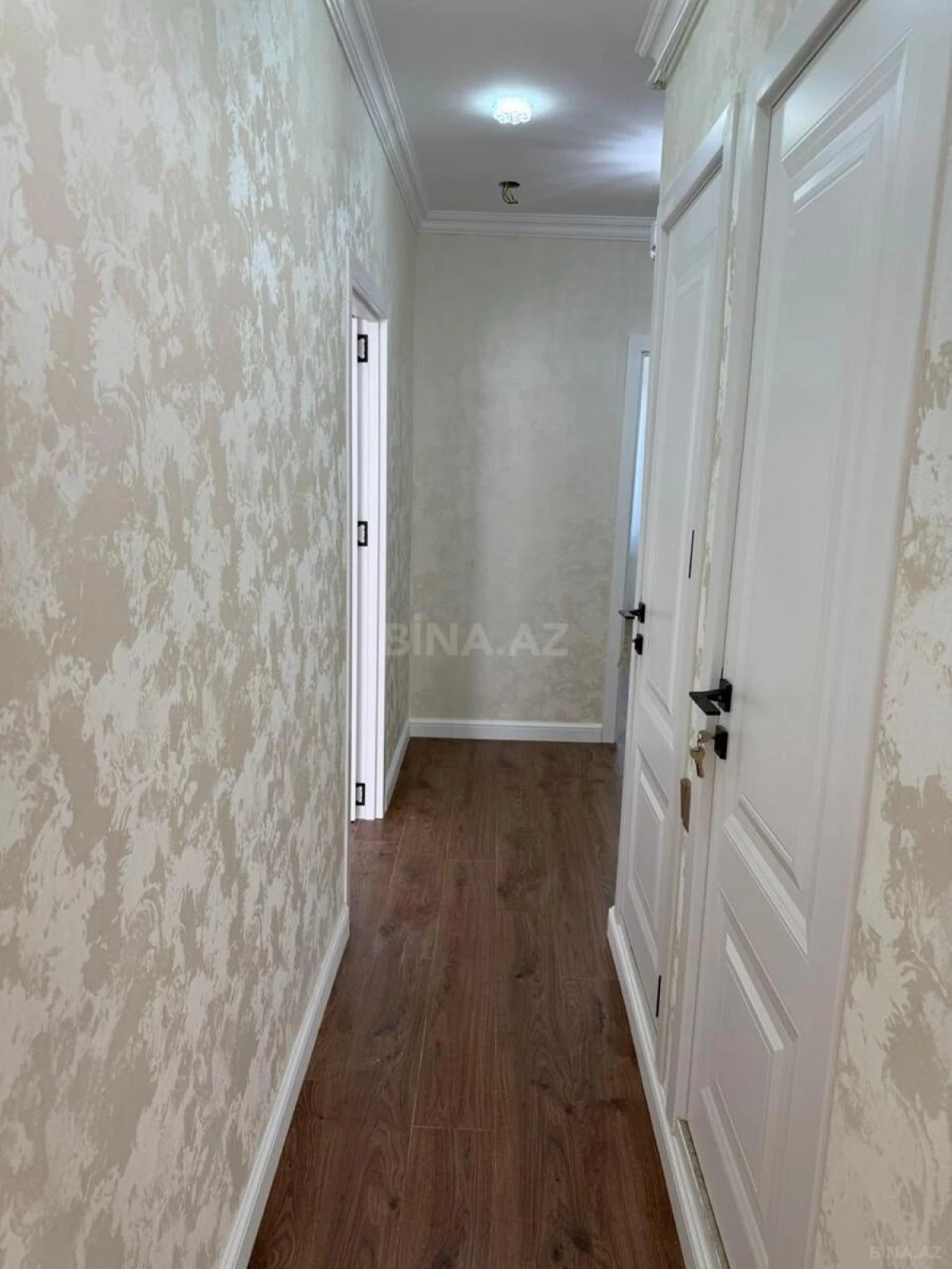Satılır 2 otaqlı mənzil 52 m²