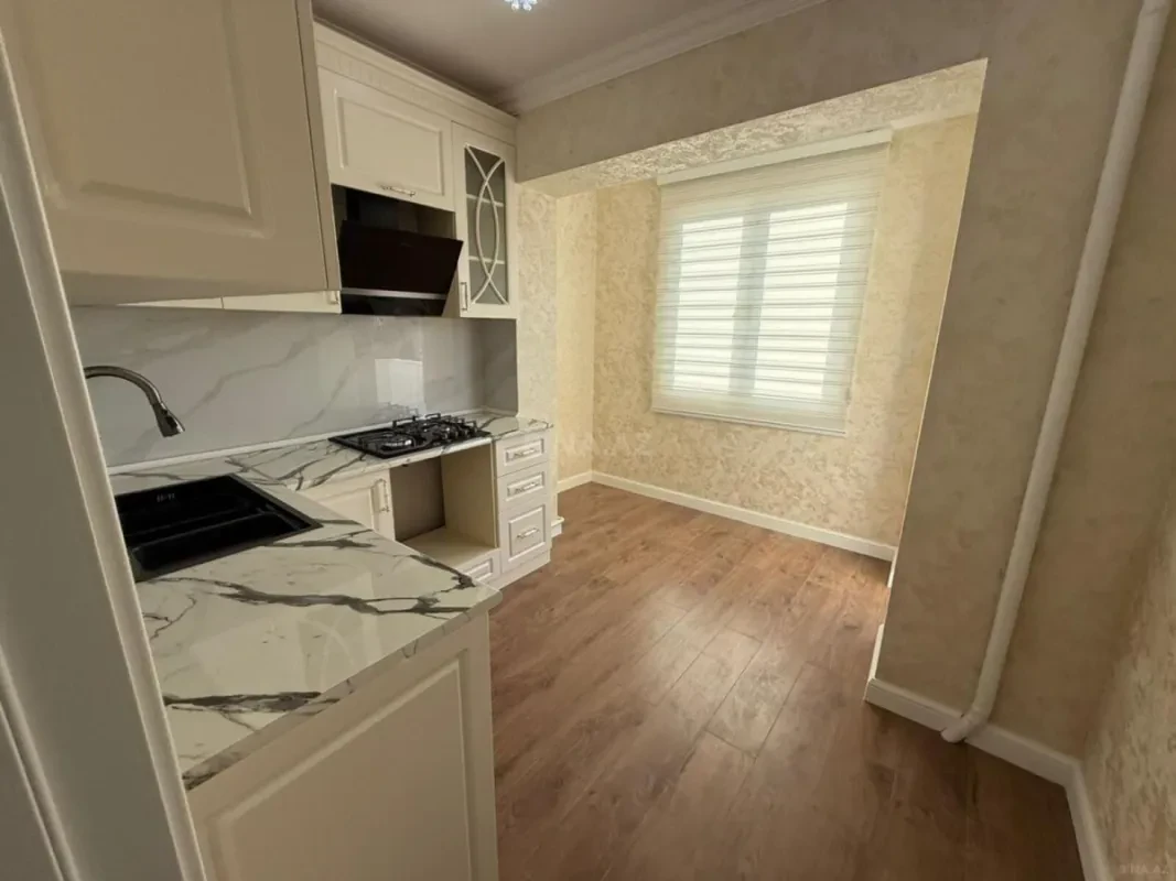 Satılır 2 otaqlı mənzil 52 m²