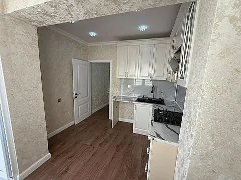 Satılır 2 otaqlı mənzil 52 m²